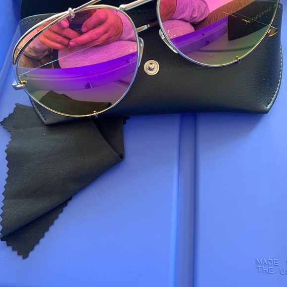 Diff Eyewear Accessories Diff Eyewear Shades In Gold With Mirrored